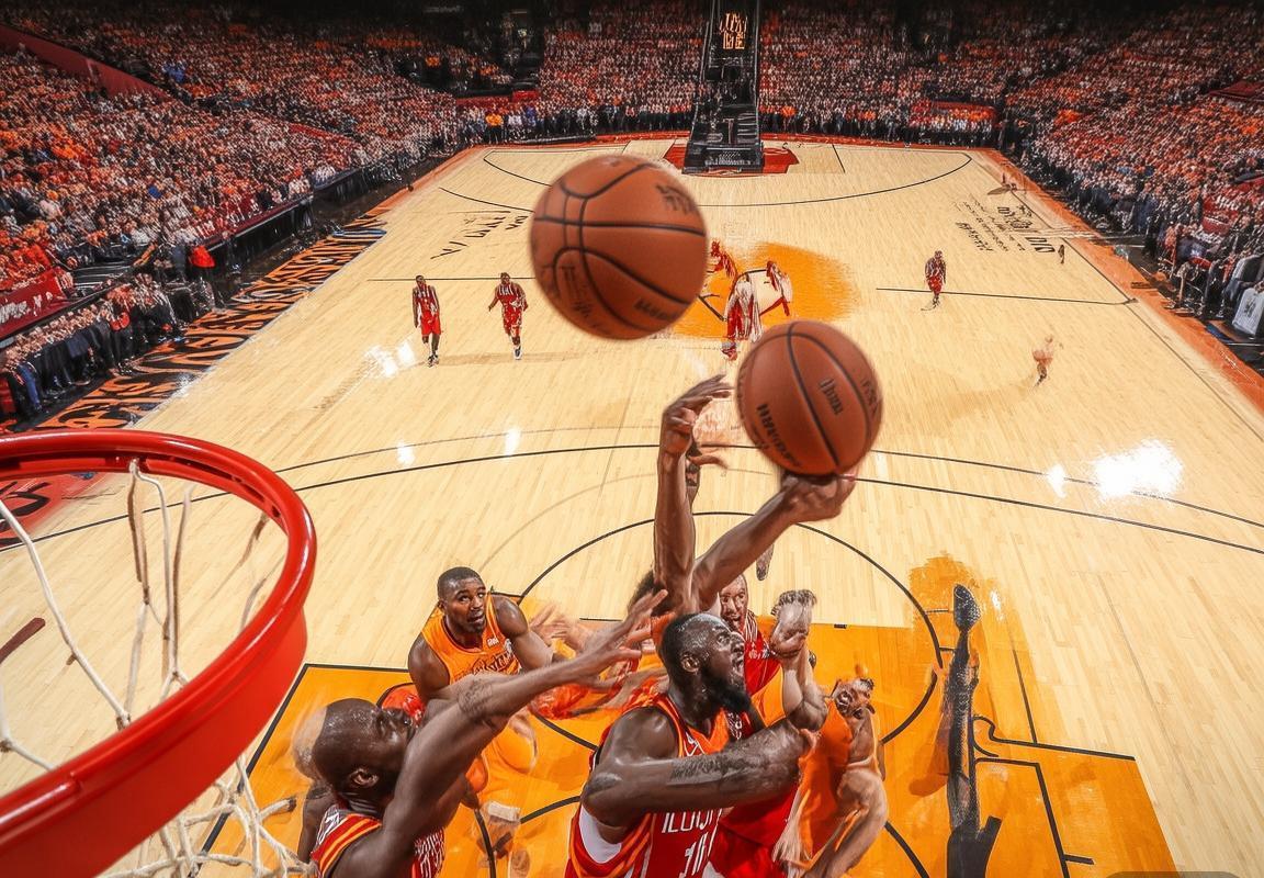 2017年NBA火箭大战太阳：巅峰对决，火箭火力全开巩固西部地位